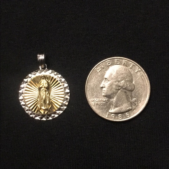 Gold Chain Rope Chain 2mm and Medallion - Picture 2 of 9